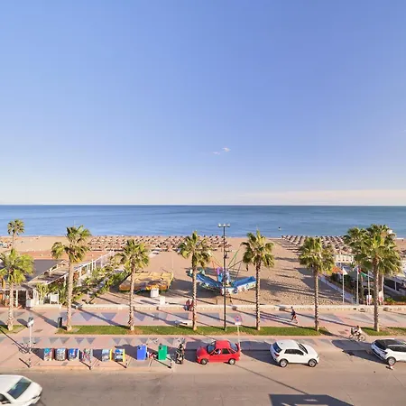 Playa Bajondillo Terrace - Free Parking Apartment Torremolinos