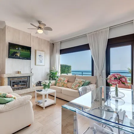 Playa Bajondillo Terrace - Free Parking דירה