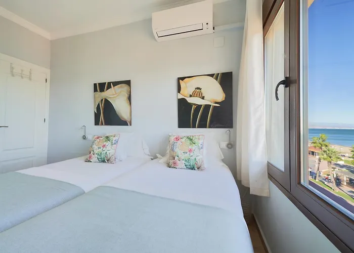 Playa Bajondillo Terrace - Free Parking Апартаменты Торремолинос